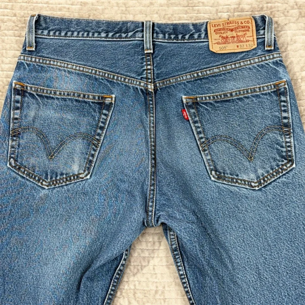 Vintage Levi's 505 Regular‎ Fit Jeans Men's Blue Denim W33 L32